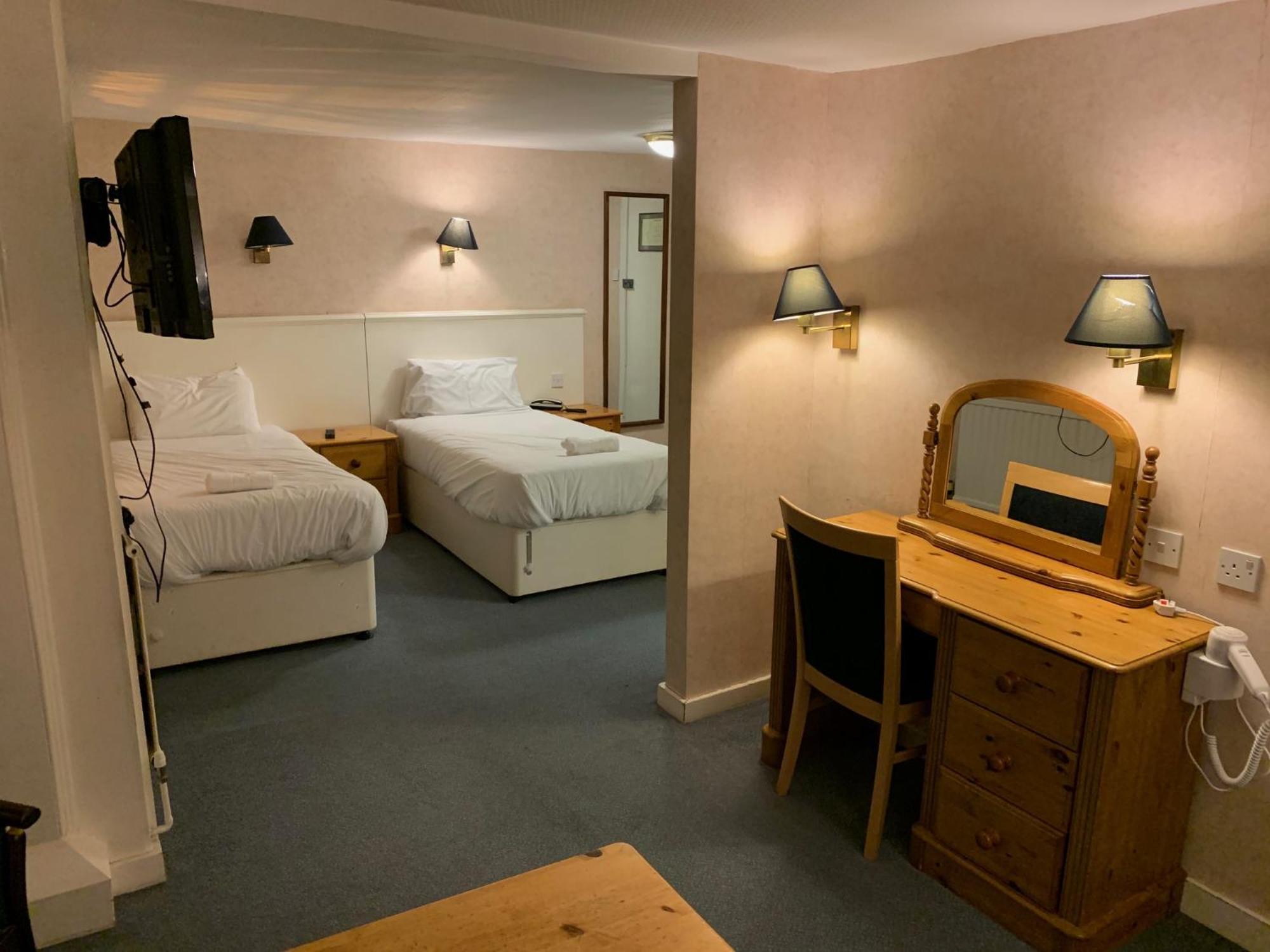 Yelf'S Hotel Ryde  Room photo