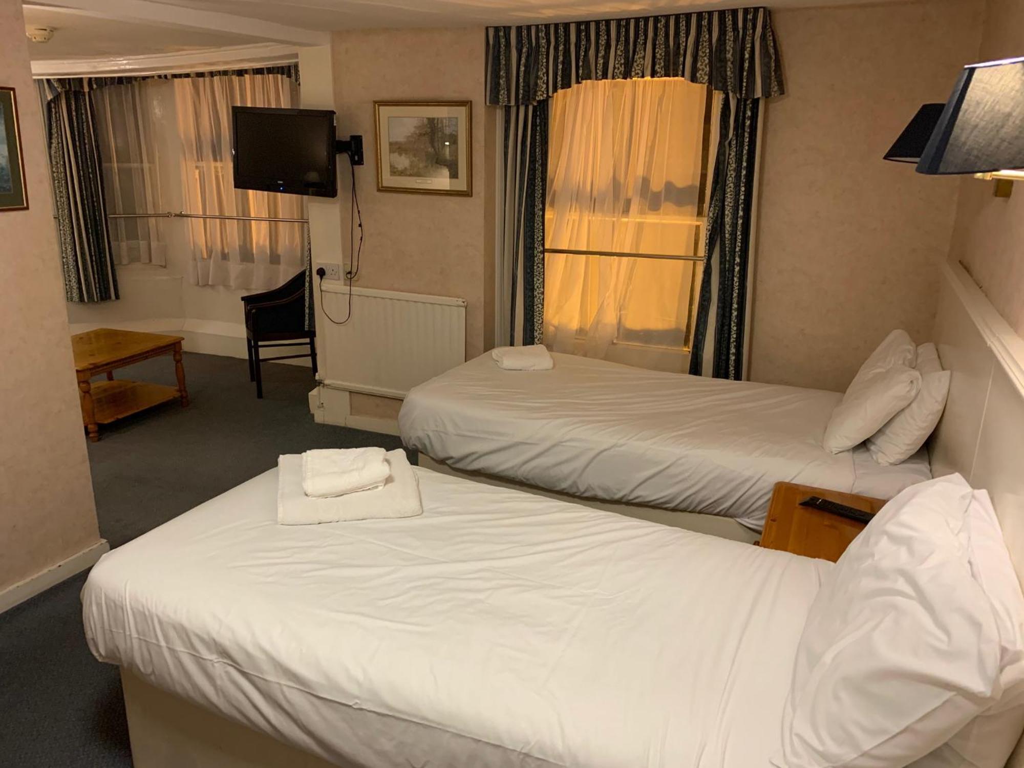 Yelf'S Hotel Ryde  Room photo